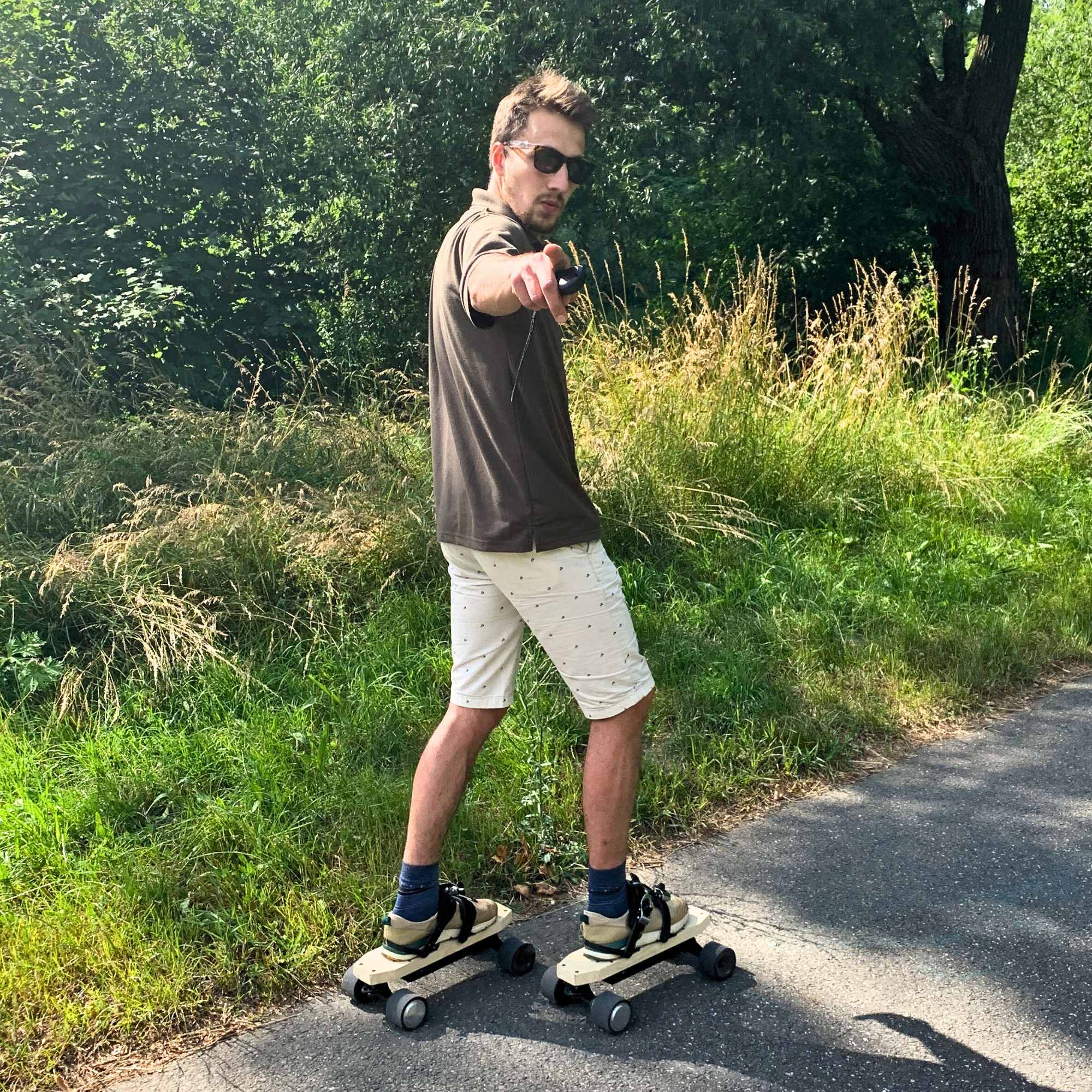 DIY Electric Skates from E-skateboard Kit | Electric Rollerblades