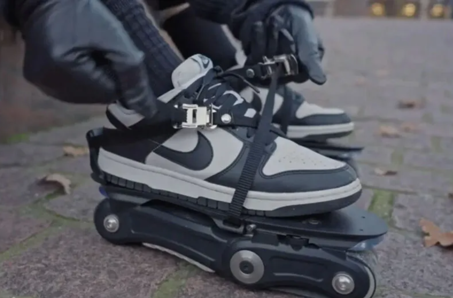 Moonwalkers Electric Skates Shoes